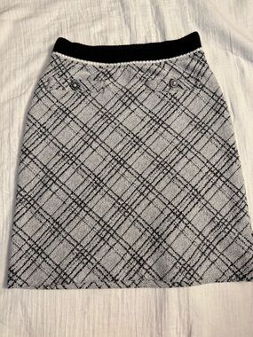Karl Lagerfeld Black & White Plaid Pencil Skirt